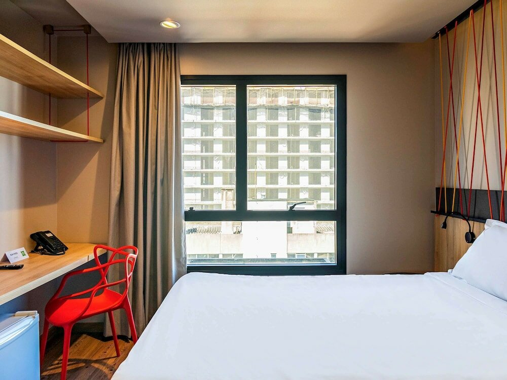 Фото Ibis Styles Poa Moinhos