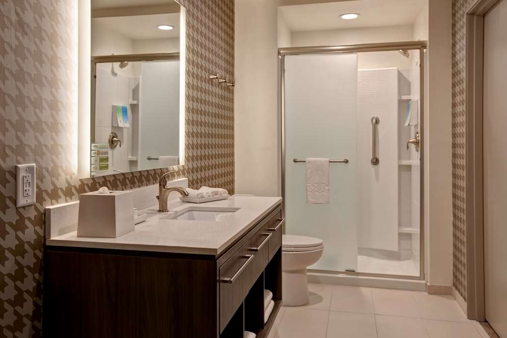 Фото Home2 Suites by Hilton Charlotte Northlake
