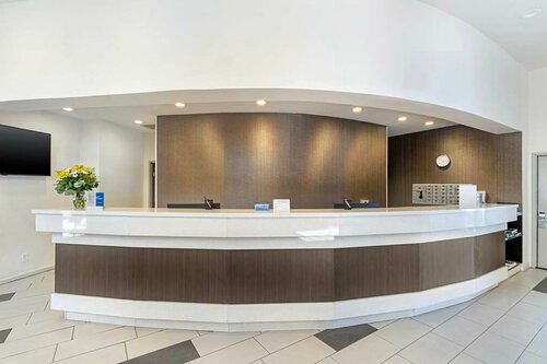 Гостиница Best Western Posada Royale Hotel & Suites в Сими Вэлли