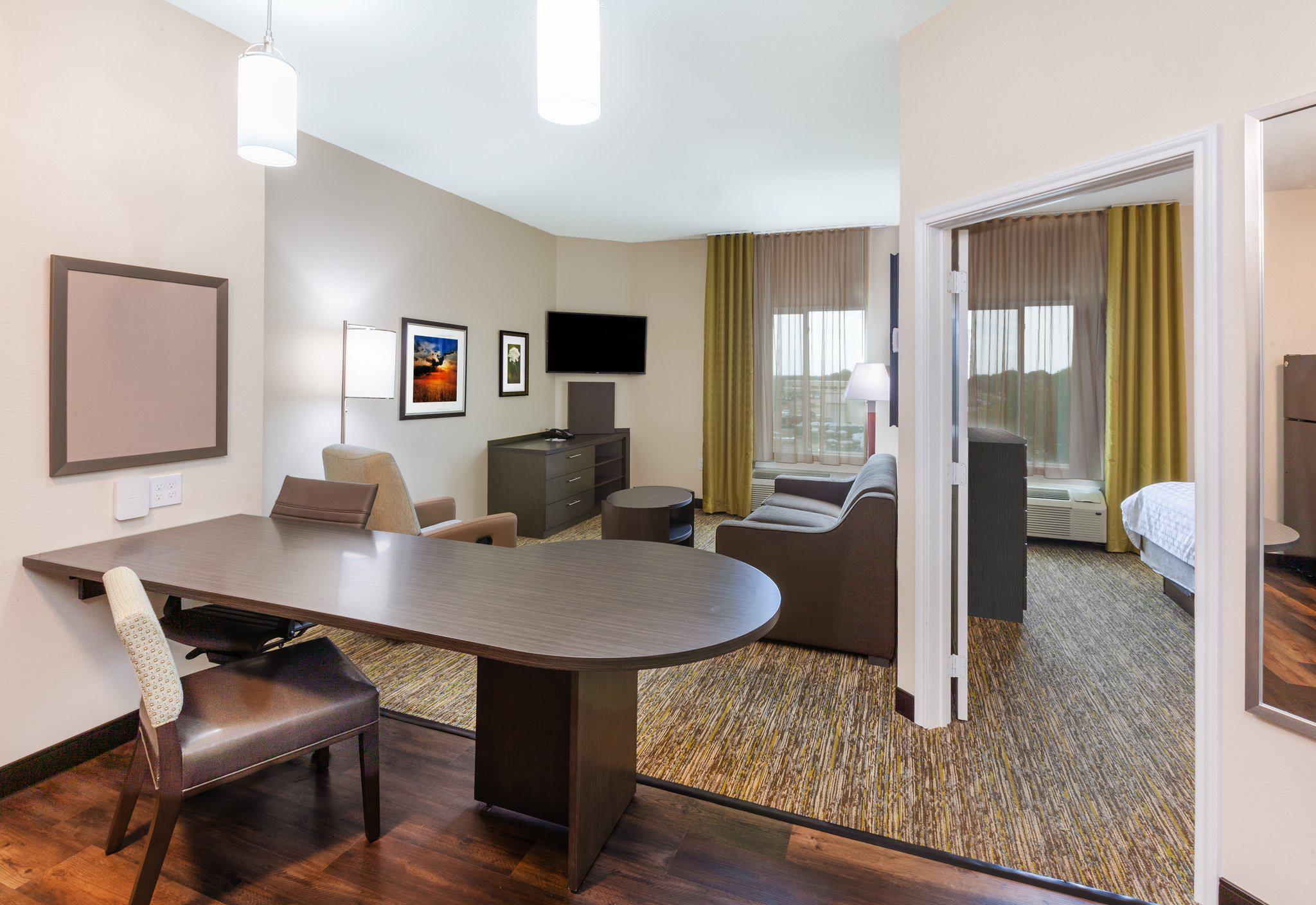 Фото Candlewood Suites Houston - Pasadena, an Ihg Hotel