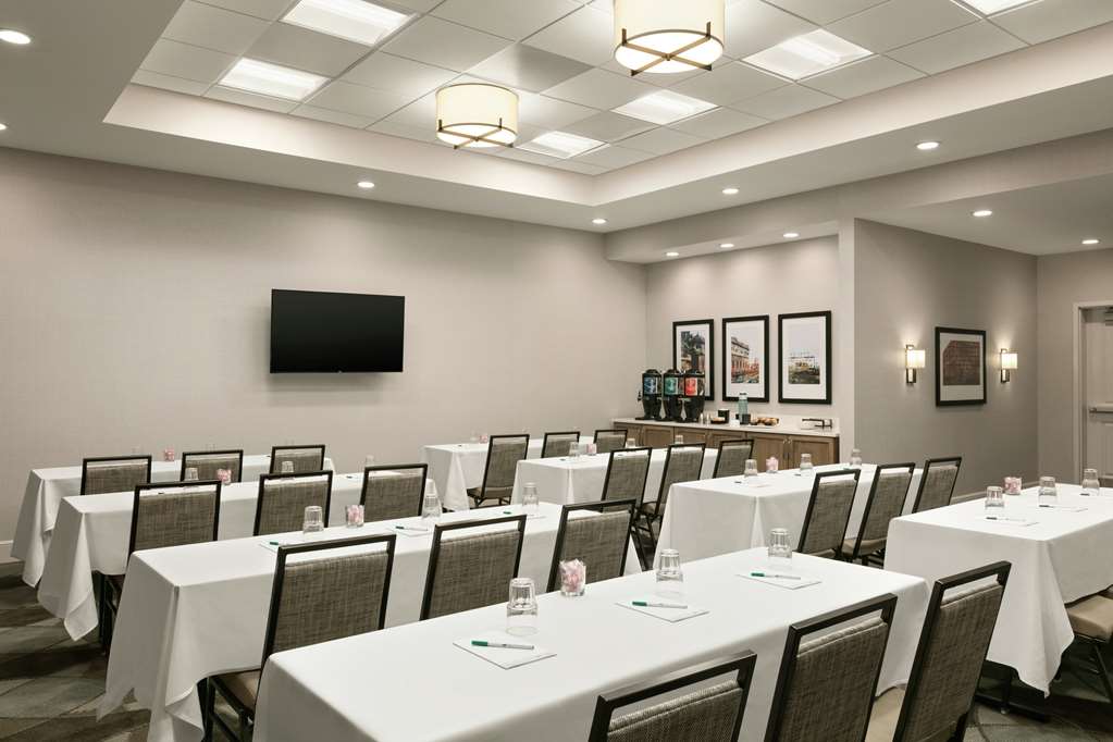 Фото Homewood Suites by Hilton Worcester