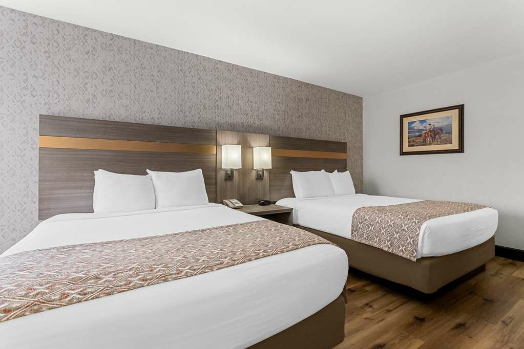 Фото Best Western Moriarty Heritage Inn