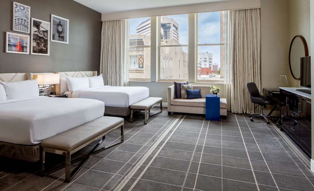 Фото Hilton Richmond Downtown