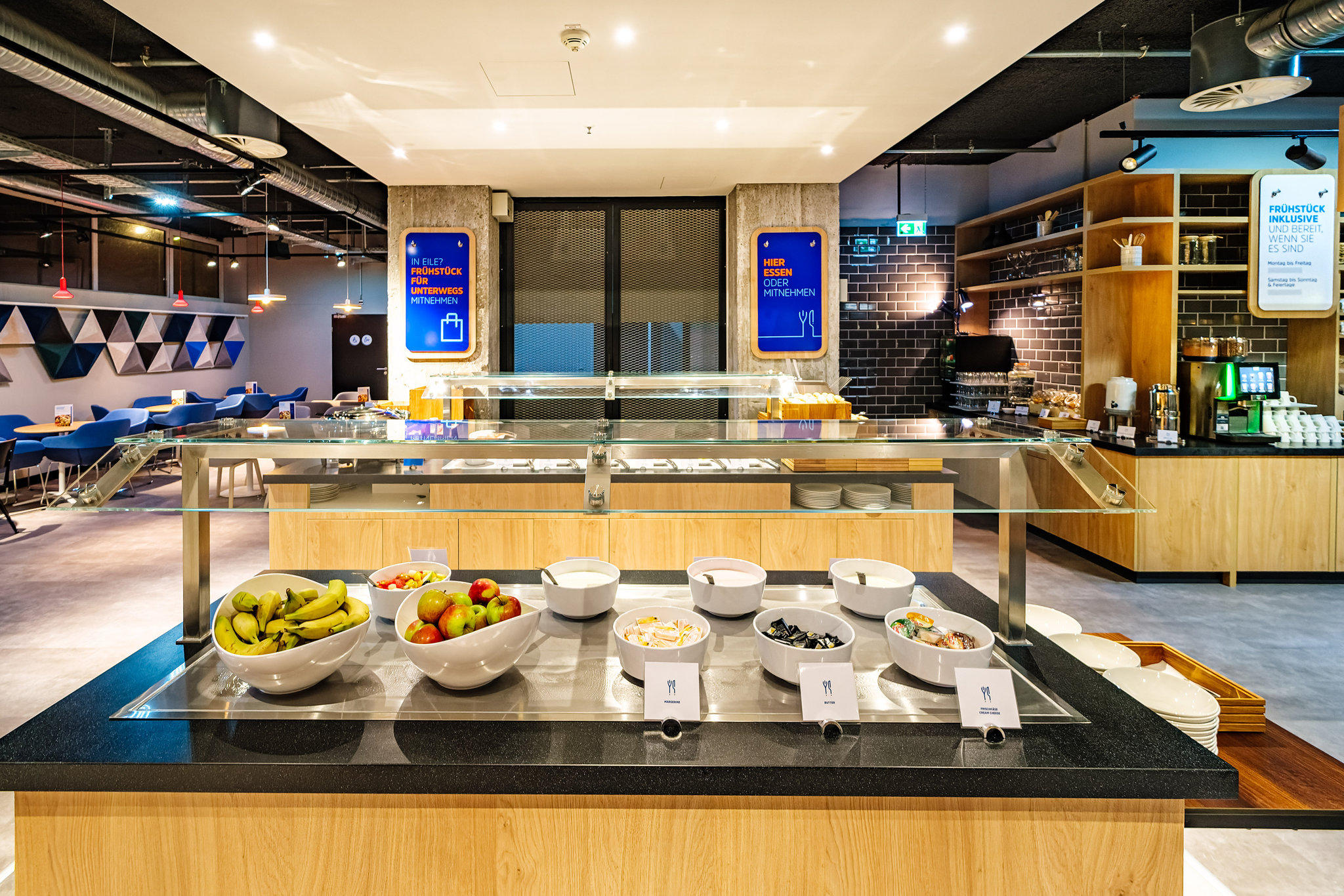 Фото Holiday Inn Express Dresden Zentrum, an Ihg Hotel