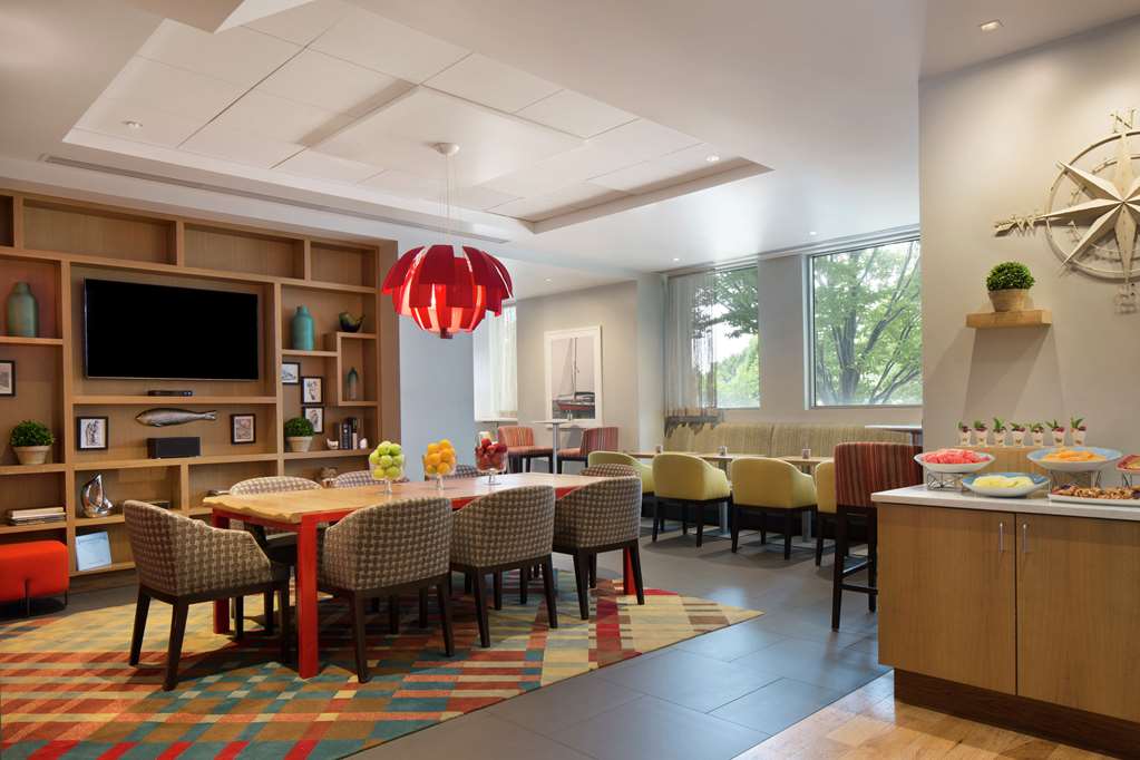 Фото Hilton Philadelphia at Penn's Landing