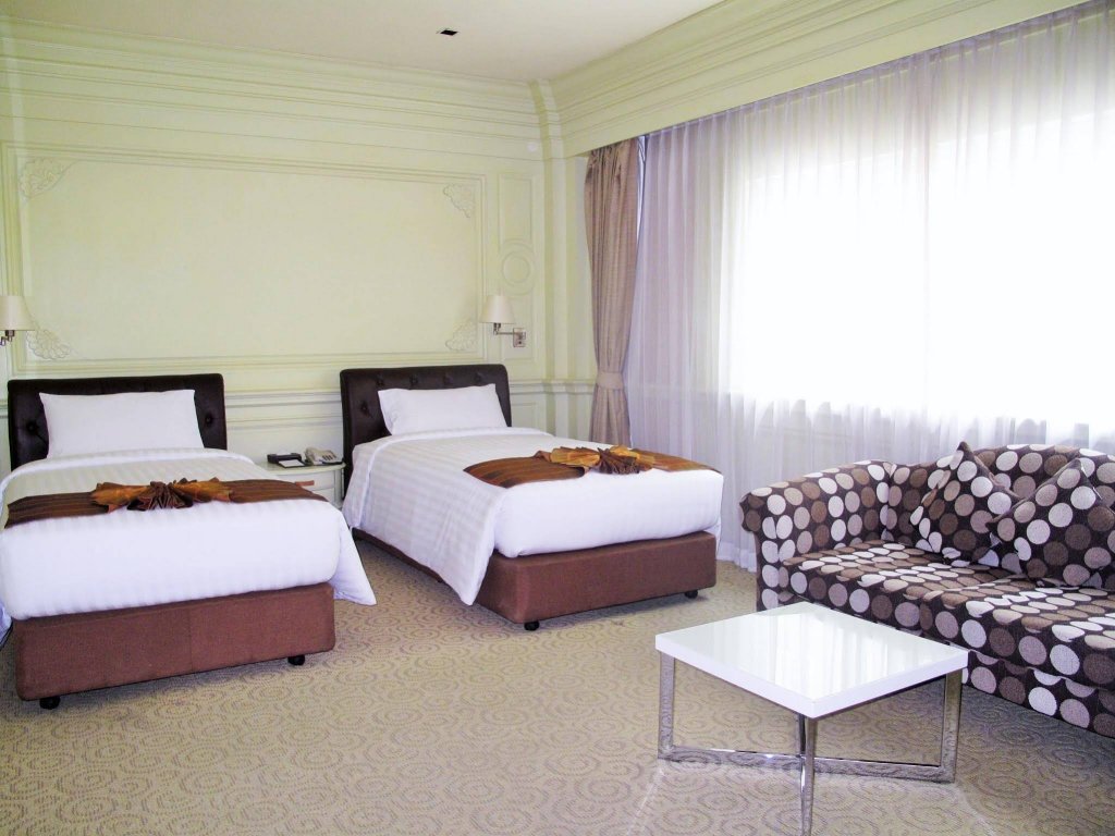 Фото Kingston Suites Bangkok