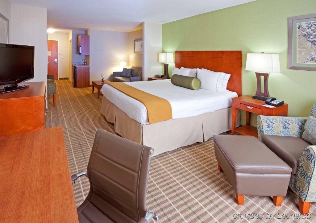 Фото Hampton Inn Westfield