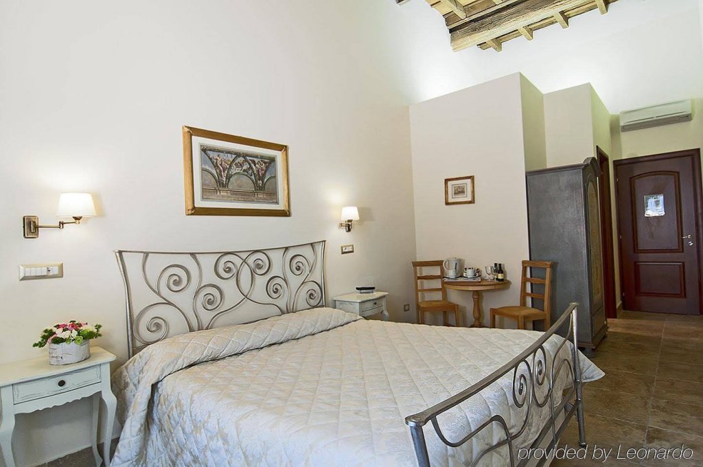 Фото Hotel Le Clarisse al Pantheon