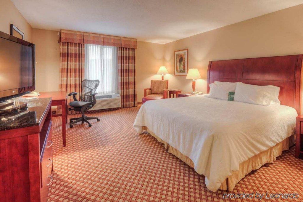 Фото Hilton Garden Inn Shelton