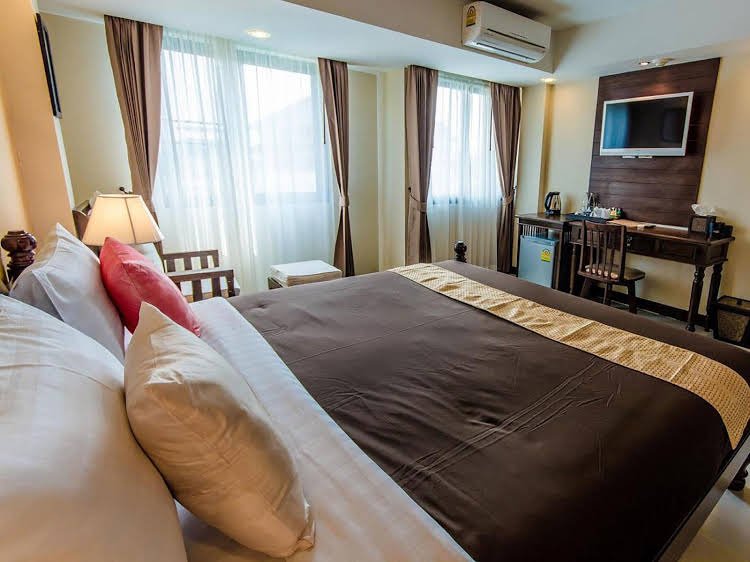 Фото Goldenbell Hotel Chiangmai