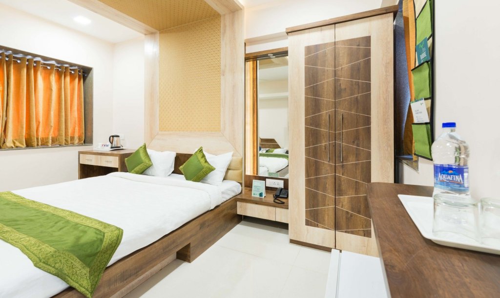 Фото The Tripti Hotel