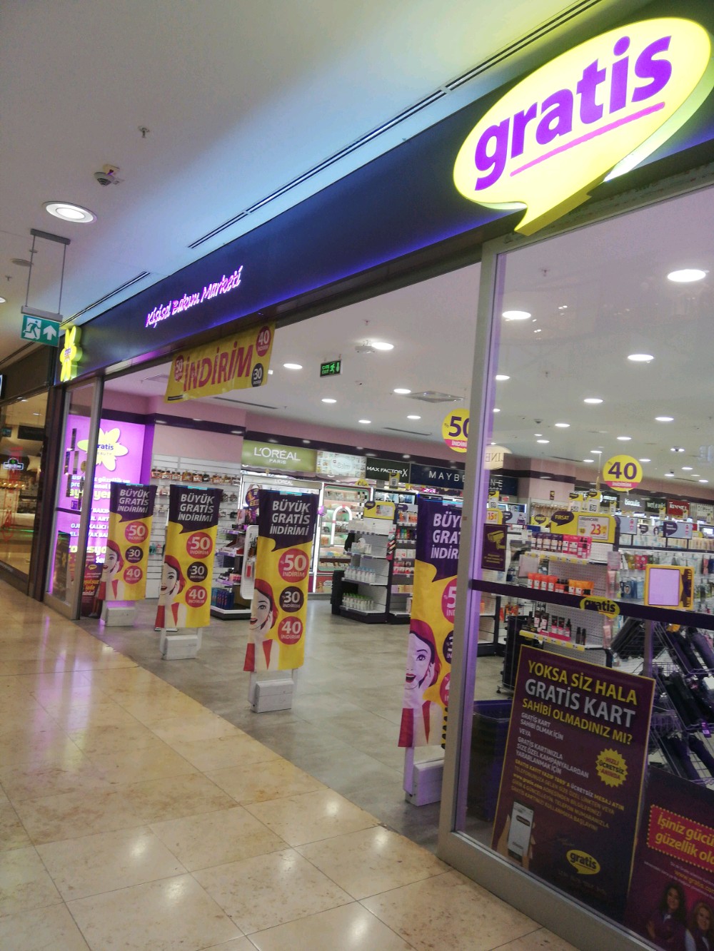 Gratis, perfume and cosmetics shop, İstanbul, Beylikdüzü, Barış Mah.,  Sakarya Cad., 1 — Yandex Maps