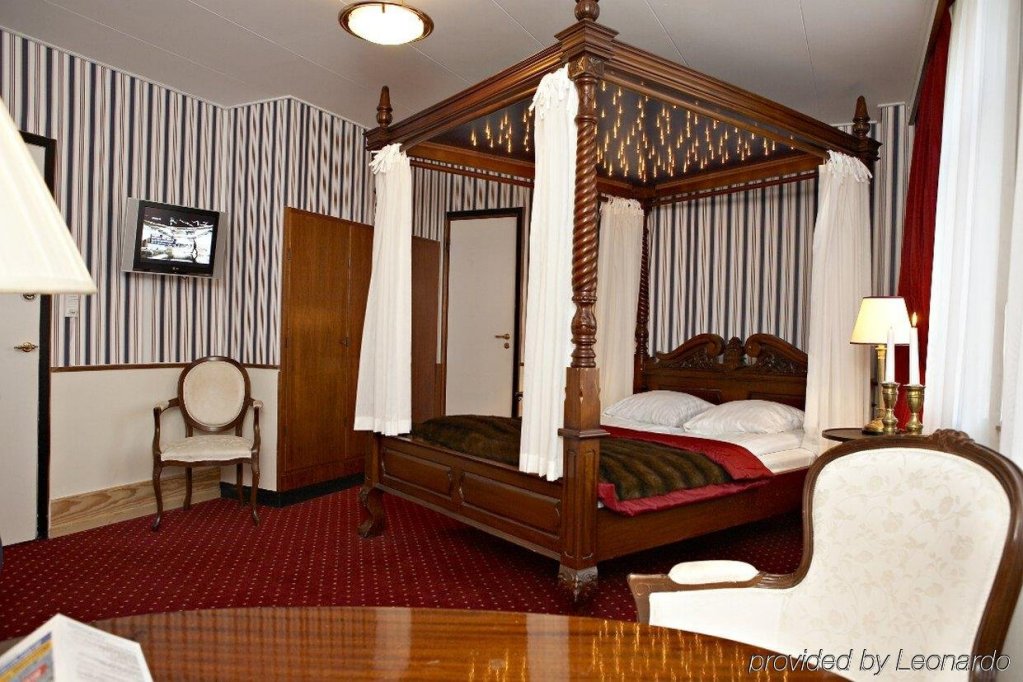 Фото отеля 4