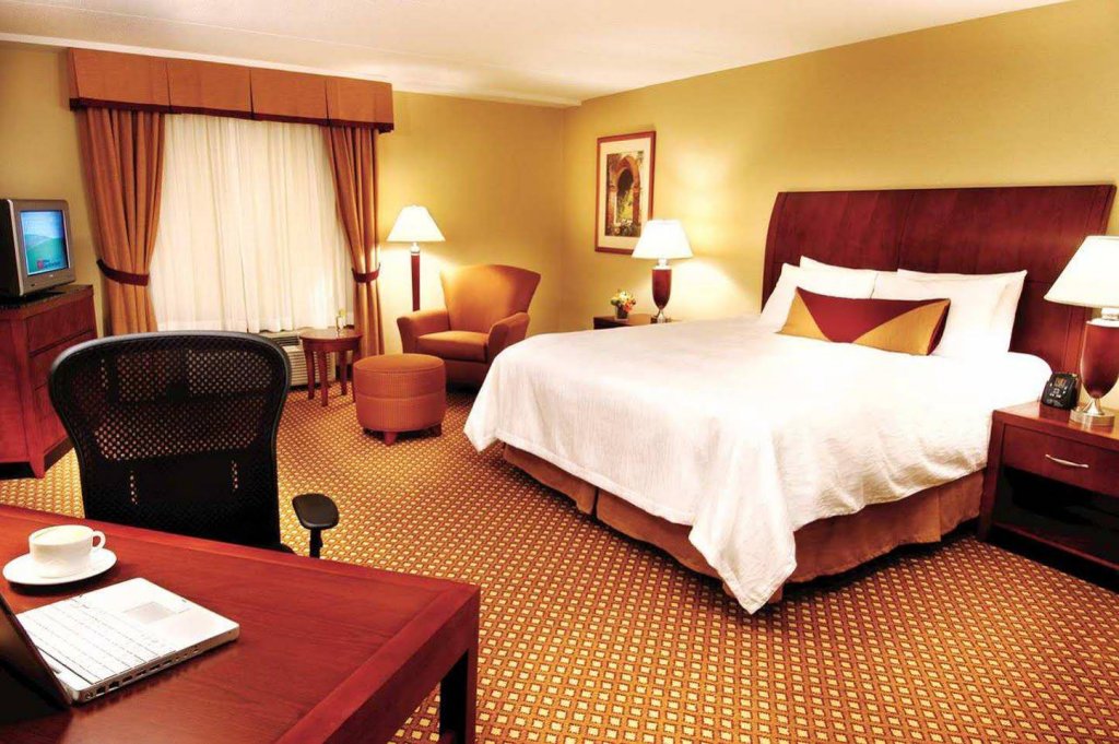 Фото Hilton Garden Inn San Antonio Airport