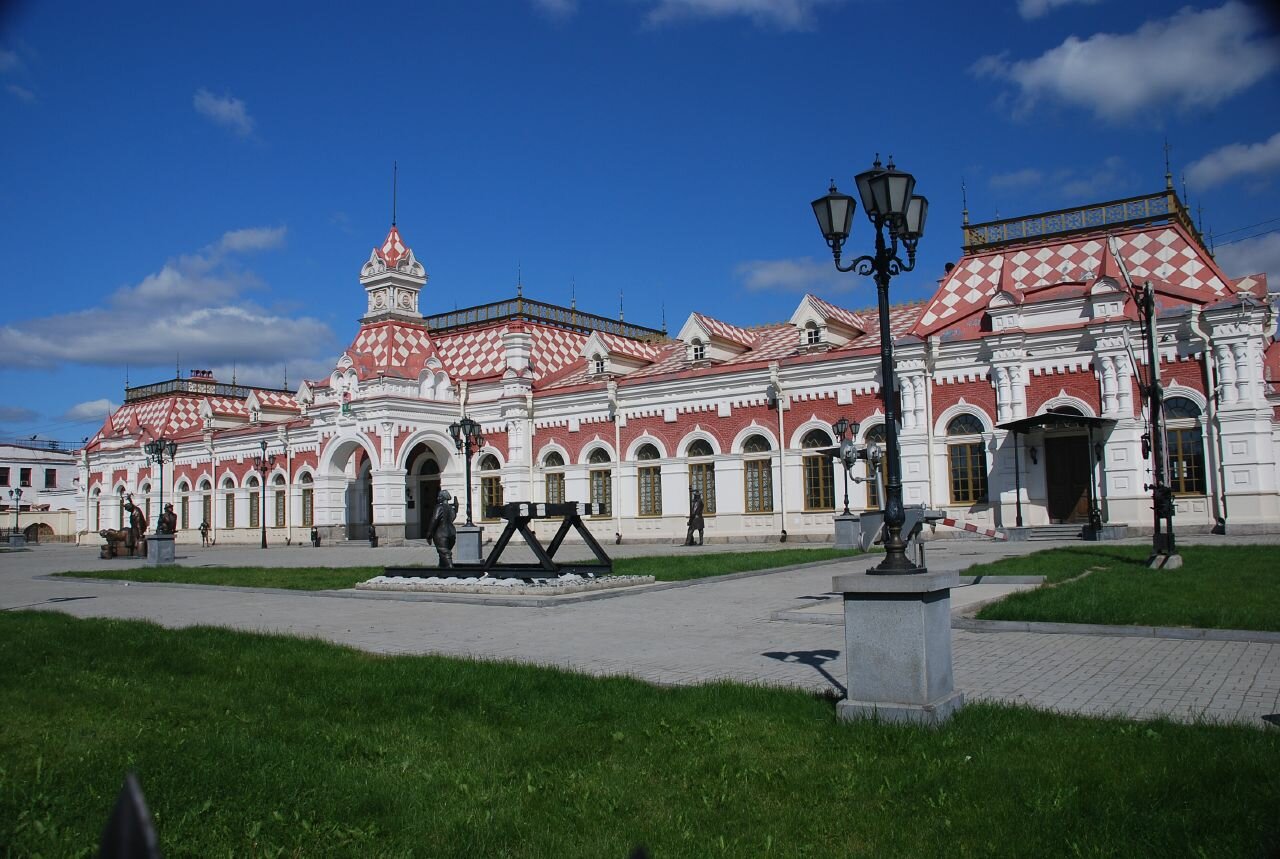 Какие достопримечательности есть в екатеринбурге