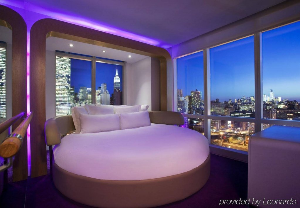Фото Yotel New York Times Square