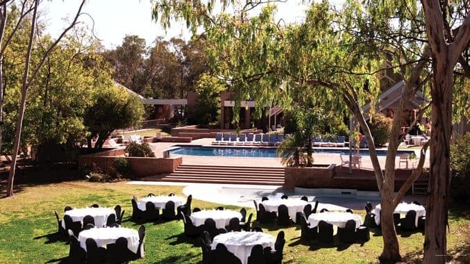 Фото DoubleTree by Hilton Hotel Alice Springs