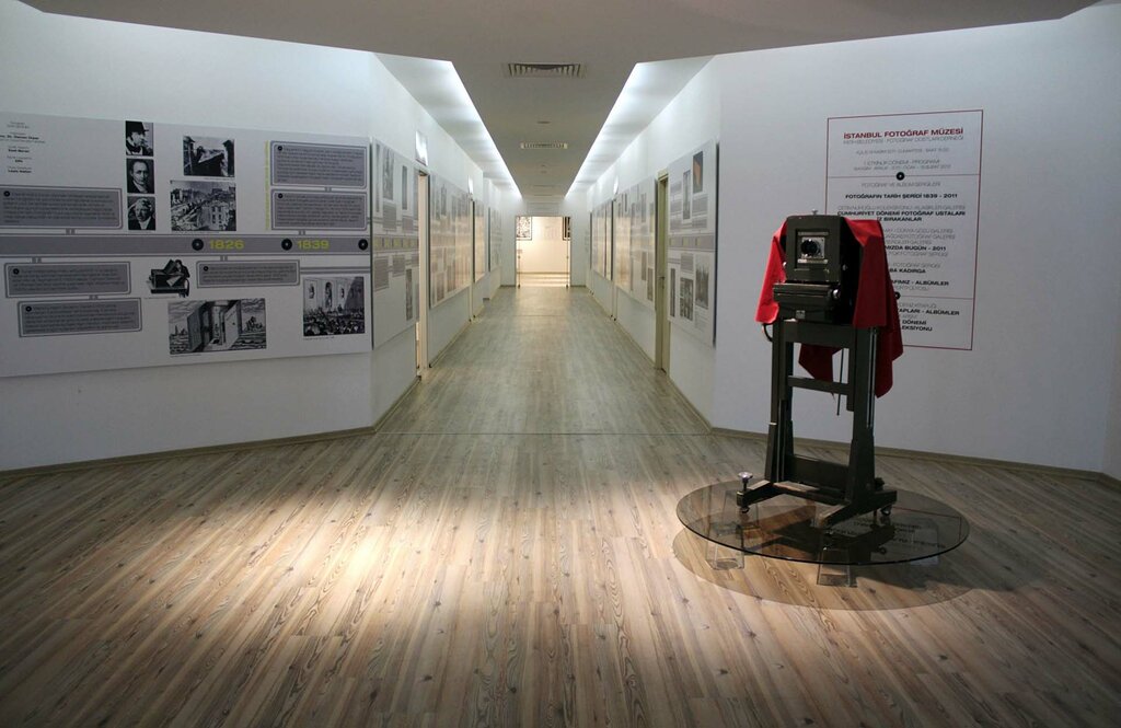 Müzeler ve sanat galerileri Fatih Belediyesi Kadırga Kütüphanesi, Fatih, foto