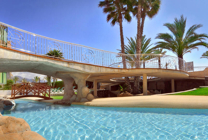 Фото Hotel Benikaktus