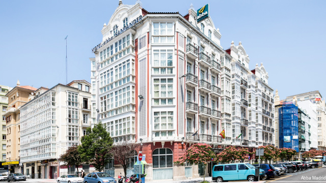 Фото отеля 2