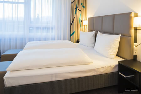 Фото Hotel Am Terrassenufer