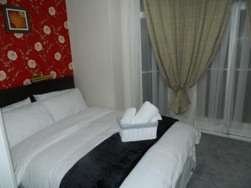 Фото The Clarence