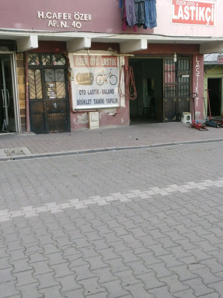 Oto lastik tamiri Özer Oto Lastik & Bisiklet Tamiri, Esenyurt, foto