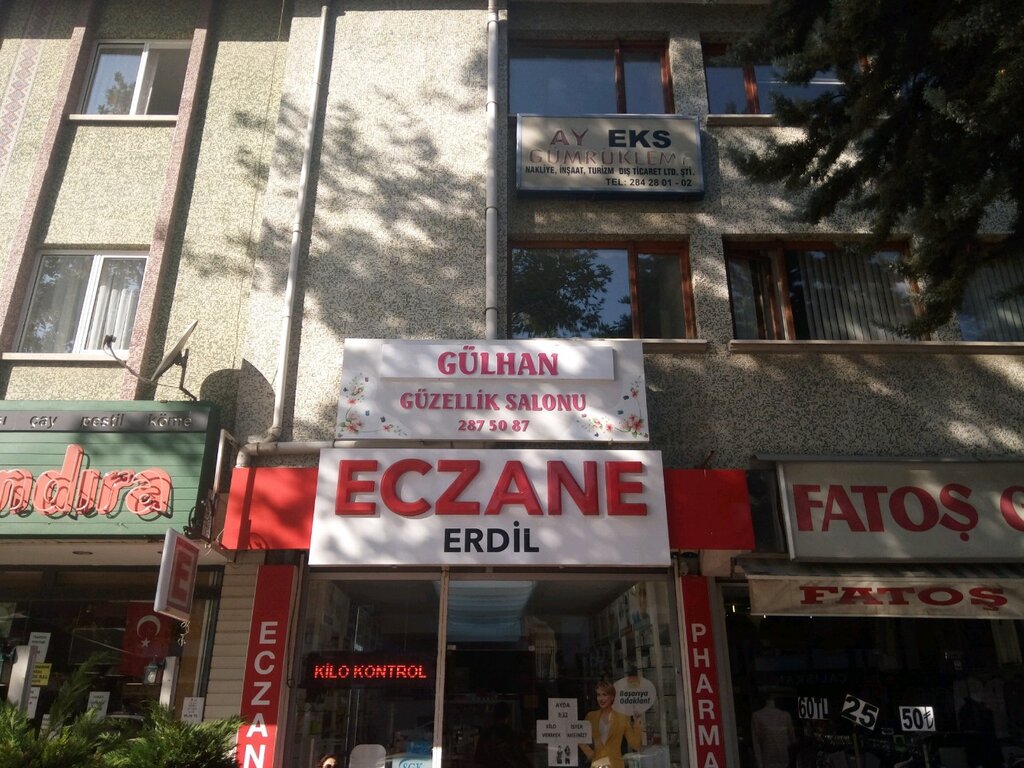 Eczaneler Erdil Eczanesi, Çankaya, foto