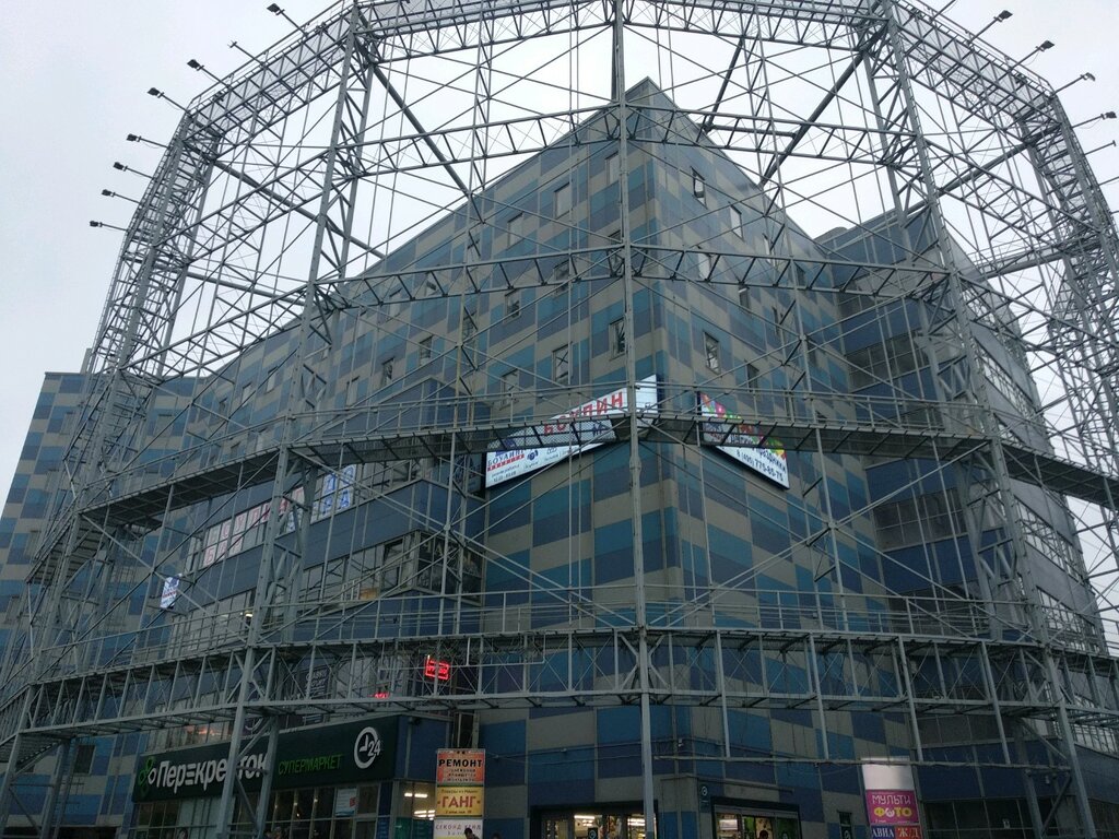 Shopping mall Gvozd'-2, Moscow, photo