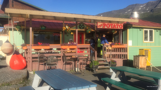 Фото Totem Hotel and Suites