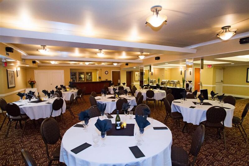 Фото Best Western Plus Columbia River Hotel