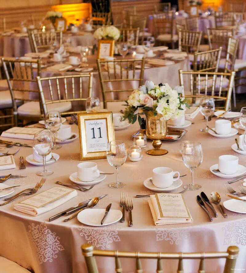 Фото The Fort Garry Hotel