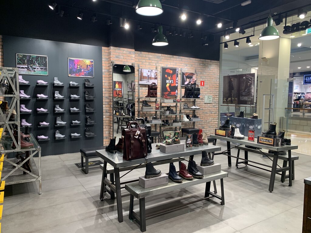 Shoe store Dr. Martens, Moscow, photo