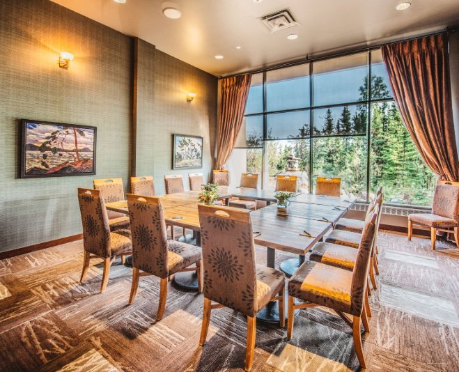 Фото The Explorer Hotel Yellowknife