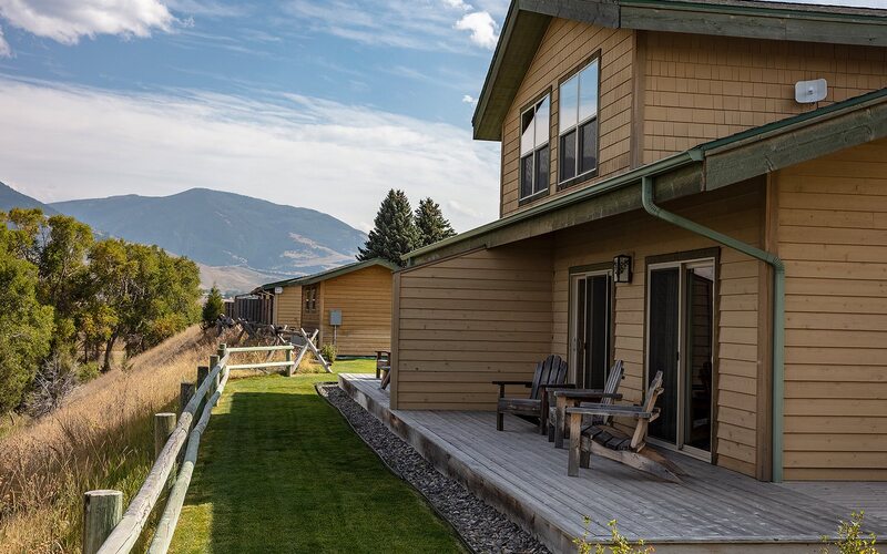 Фото Yellowstone Valley Lodge, Ascend Hotel Collection