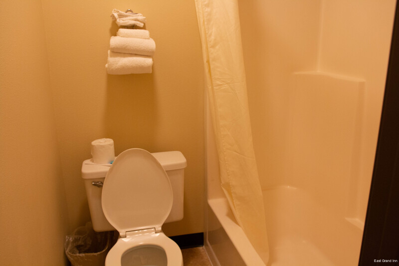 Фото East Grand Inn