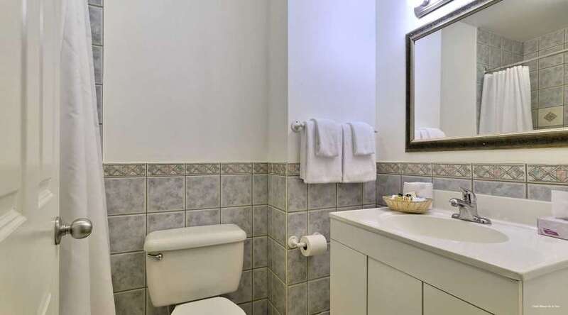 Фото Hotel Manoir de la Tour