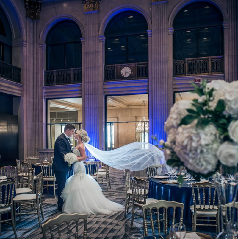 Фото One King West