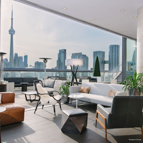 Фото 1 Hotel Toronto