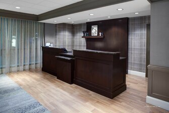 Фото Courtyard New Haven at Yale