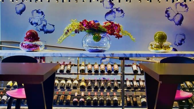 Фото DoubleTree by Hilton Montreal