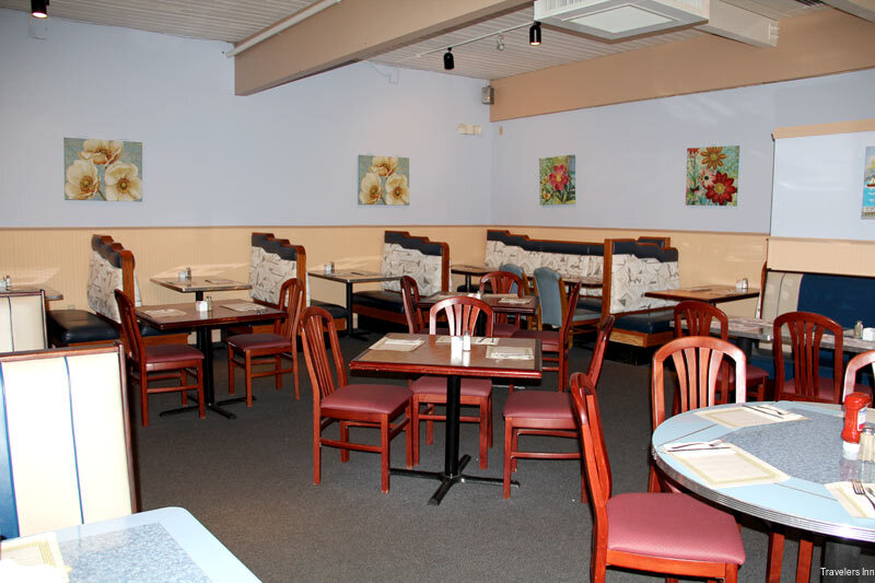 Фото Travelers Inn