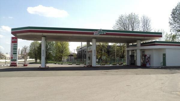 Gas station Tatneft, Lozova, photo