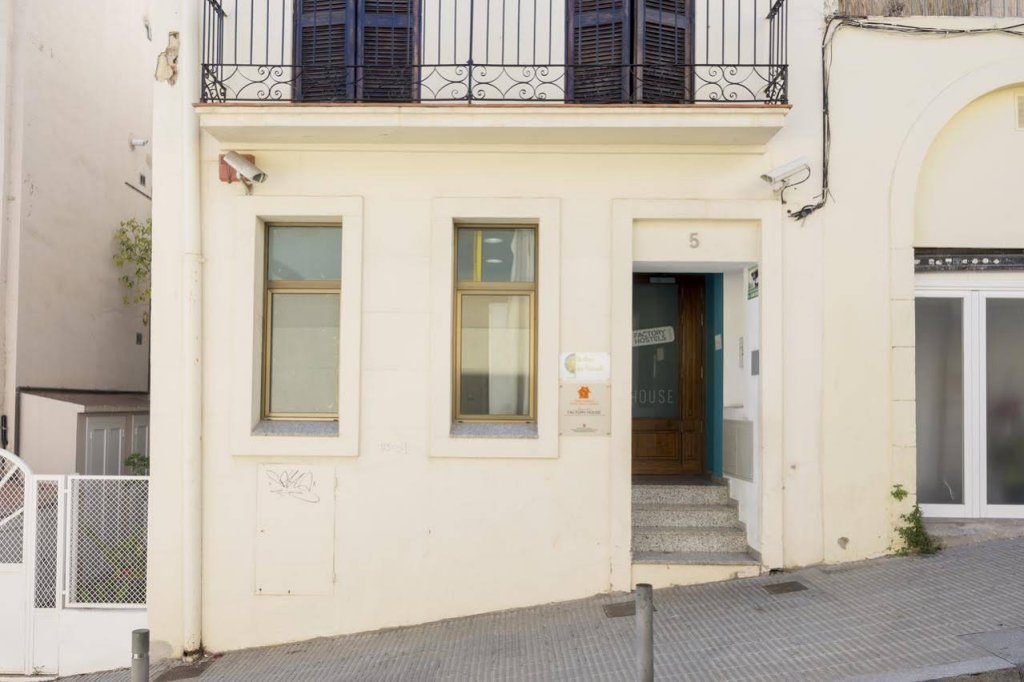 Фото Factory Hostels Barcelona
