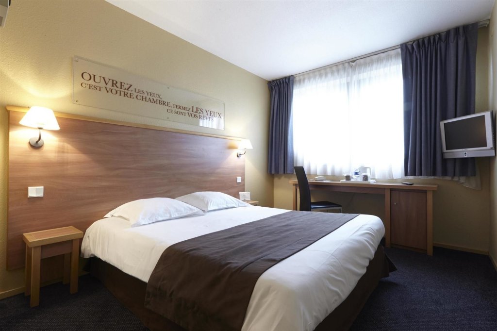 Фото ibis Styles Toulouse Centre Canal du Midi