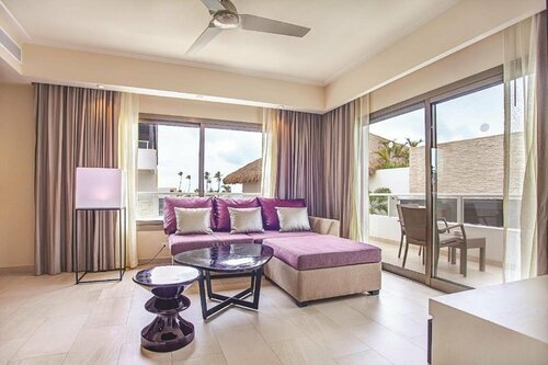 Гостиница Royalton Chic Punta Cana, An Autograph Collection All-Inclusive Resort & Casino – Adults Only