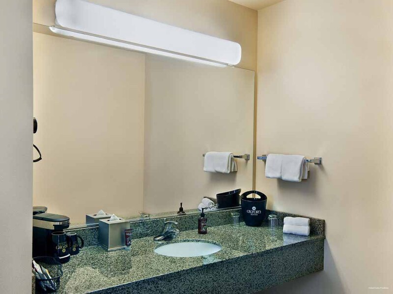 Фото Oxford Suites Pendleton