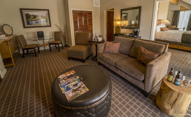 Фото Pine Ridge Inn