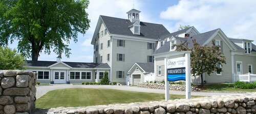 Внешний вид отеля The Breakwater Inn and SPA в Кеннебанкпорте, фото 1