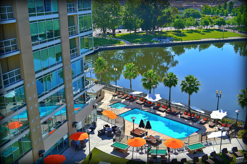 Фото University Plaza Waterfront Hotel